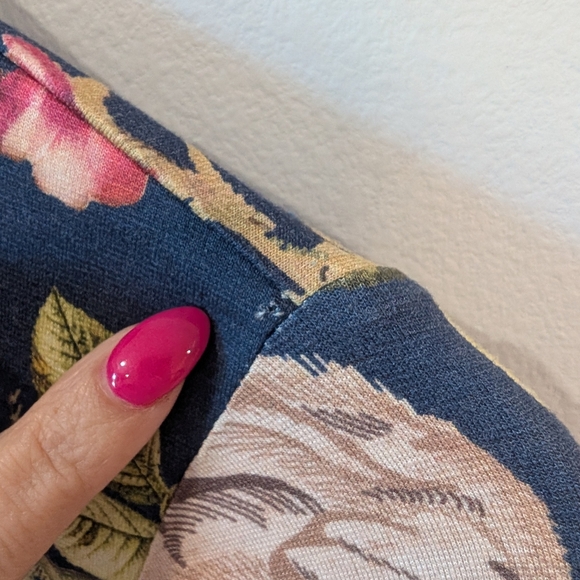 Alice + Olivia Floral Long Sleeve Dress - Navy and White - Picture 16 of 16